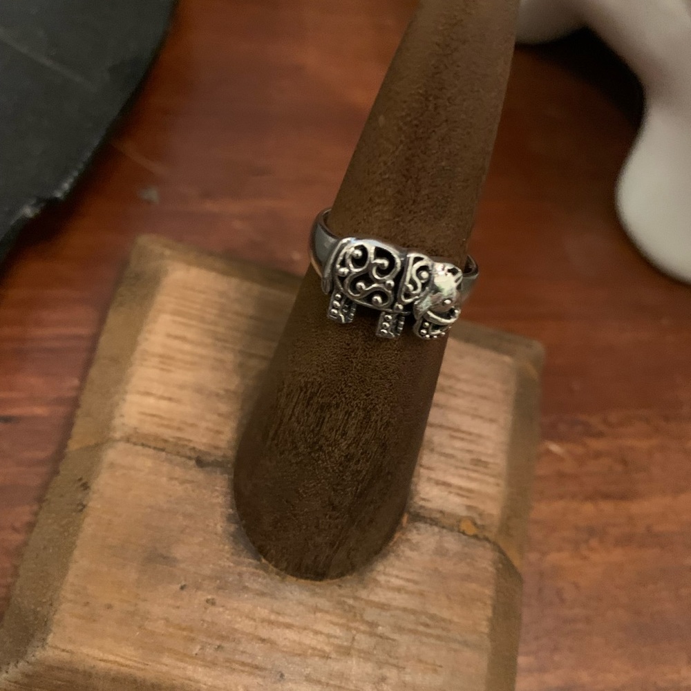 Sterling Silver Elephant Ring